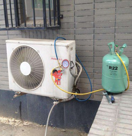 乌拉特前空调加氟